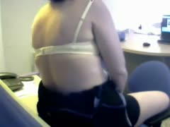 My latin babe girlfriend is willing andwilling to have sex chat on cam 